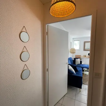 2 Pieces Avec Parking En Coeur De Ville - Appartement Lumineux Et Calme La Rochelle  Exterior photo